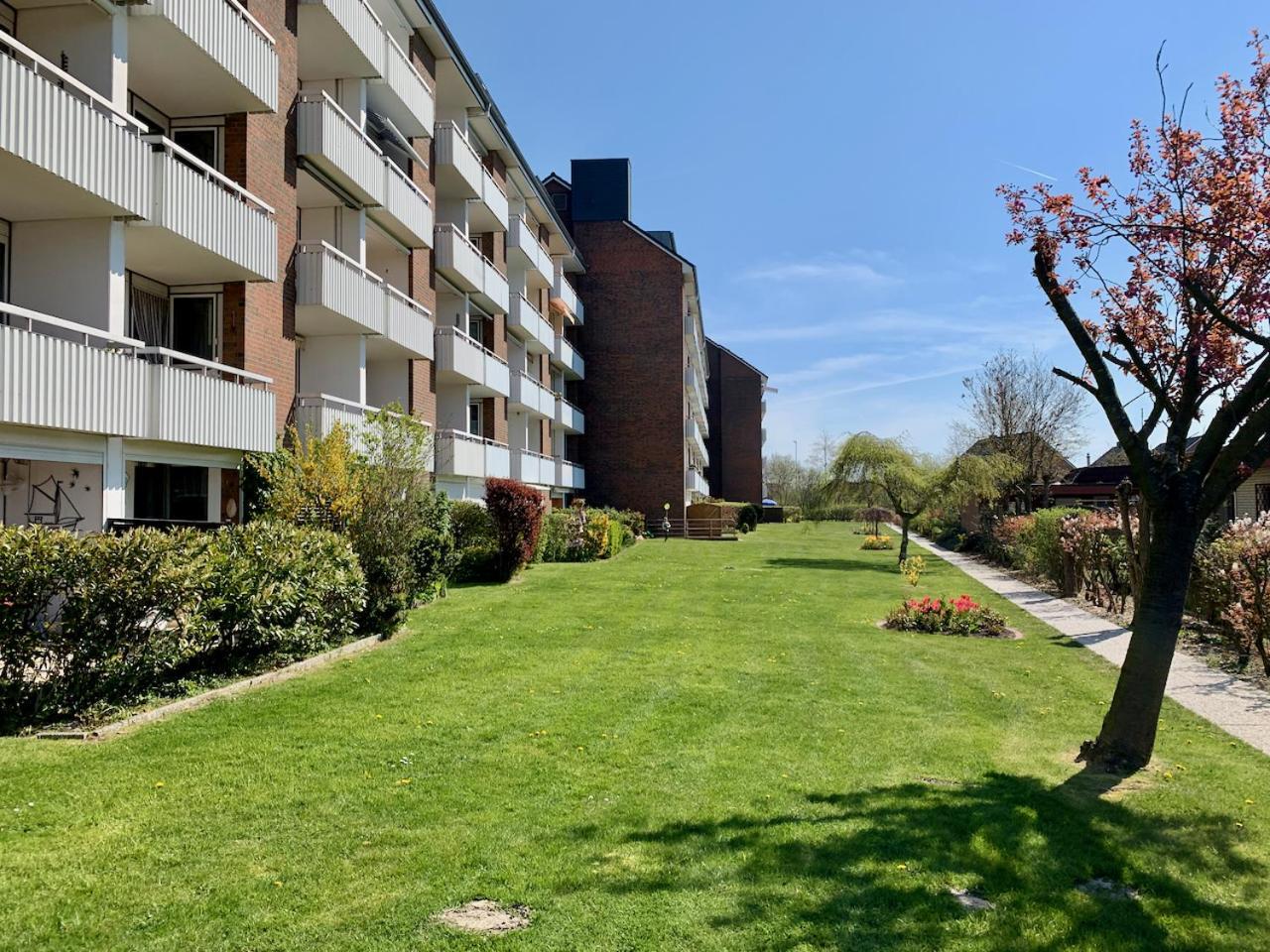 Greypearl - Ruhig Gelegen Mit Terrasse - Strandnaehe - Parkplatz - Wlan Бюзум Экстерьер фото